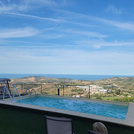 לינה וארוחת בוקר אטרי La Terrazza Motta מראה חיצוני תמונה