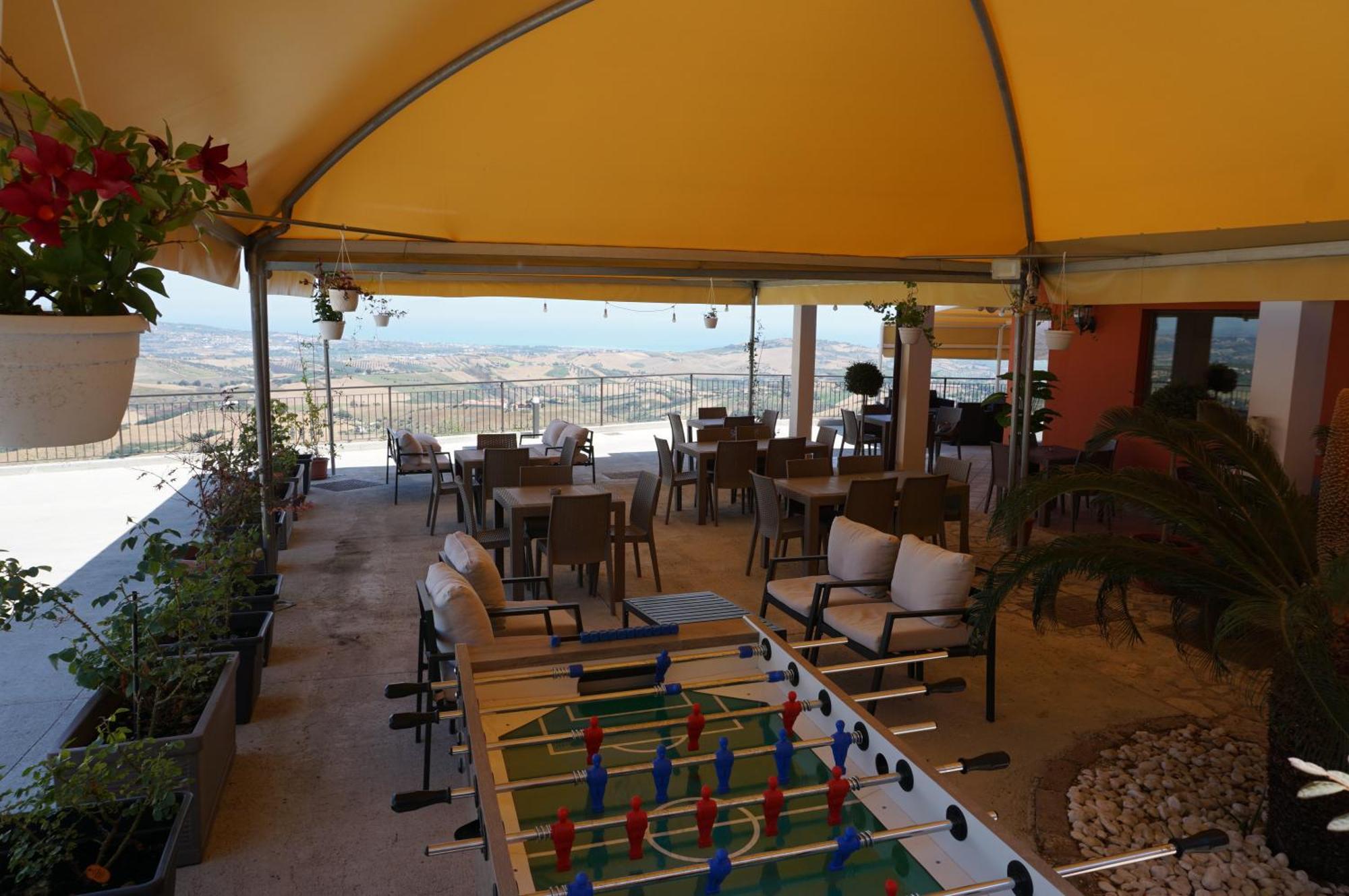 לינה וארוחת בוקר אטרי La Terrazza Motta מראה חיצוני תמונה