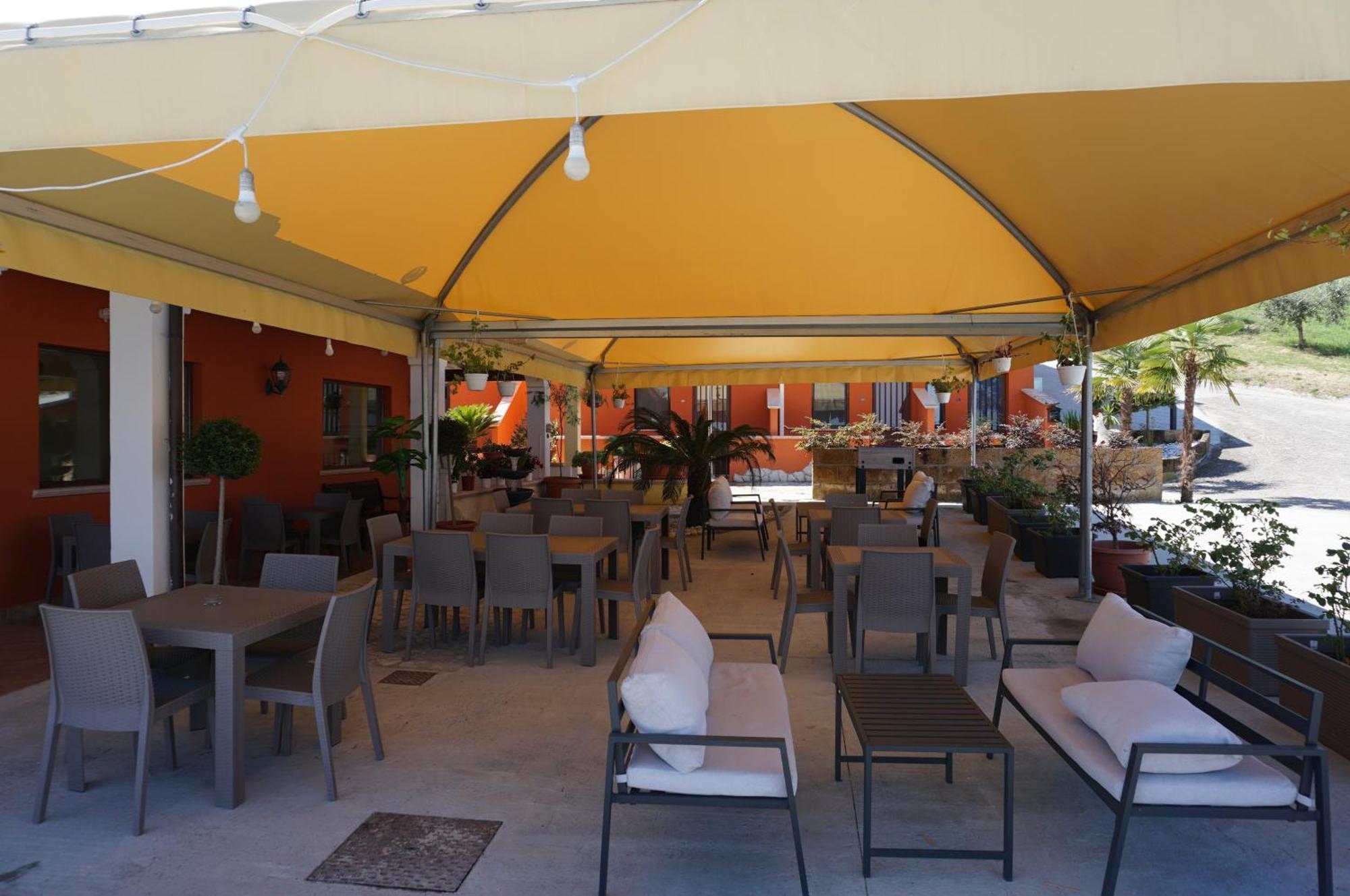 לינה וארוחת בוקר אטרי La Terrazza Motta מראה חיצוני תמונה